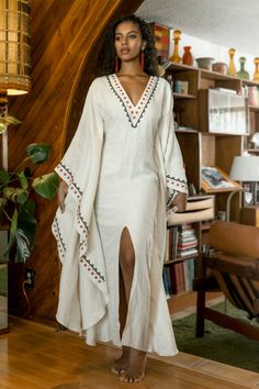 Kaftan Designs, Arab Fashion, Caftan Dress, Modest Fashion Outfits, Kaftan Dress, Flutter Sleeves, African Dress, African Clothing, Dart