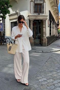 Italian Fashion Street, Dubai Outfits, Modest Summer Outfits, Outfits Modest, Chique Outfits, Office Outfits Women, Travel Outfit Summer, Wedding Hijab, Wedding Fall