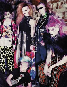 1970 Punk Fashion, London Punk 1970s, 70’s Punk, 1970s Punk Fashion, 80s British Punk, Punk Outfits 80s, 70s Punk Aesthetic, 80s Punk Hair, Punk 1970s