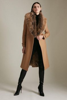 Coat With Fur Collar Outfit, Fur Trim Coat Outfit, Fur Collar Outfit, Bachelorette 2023, Jewelry Combos, Fur Trimmed Coat, Faux Fur Coats Outfit, Fashion Combinations