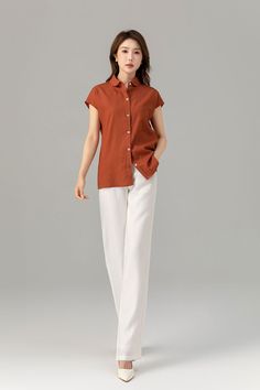 A stylish choice for warm weather, this orange linen shirt features short sleeves for extra comfort and breathability. The vibrant color adds a pop to any outfit, making it perfect for casual outings or even a day at the beach. Pair it with shorts or jeans for a laid-back look that's both trendy and relaxed. 🧡 

SKU 4916

#LinenShirt #ShortSleeves #SummerFashion #CasualStyle #Xiaolizi Summer Linen Shirt, Top Shirt Women, Summer Linen, Outfit Making, A Day At The Beach, Top For Women, Day At The Beach, Top Women, Linen Shirt