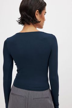 Long Sleeve Jersey Top Blue | NA-KD Tops Fall Outfits, Low Waist Jeans, Sleepwear Sets, Long Sleeve Jersey, Fall Jackets, Tops Fall, V Neckline, Jersey Top, Lingerie Sleepwear