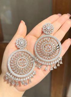 Farewell Jewellery, White Earrings Indian, Indian Wedding Jewellery, Diamond Earrings Indian, Desi Jewelry, Wedding Jewelry Sets Bridal Jewellery, Dark Jewelry, Fancy Jewelry Necklace, Pretty Jewelry Necklaces