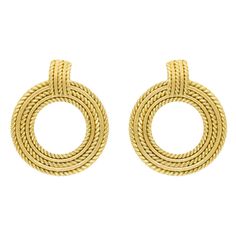 These 18k gold plated earrings feature a rope-textured design with an open circle attached to a stud. Measuring 1 inch in length, they offer a stylish and elegant look. Handmade in Brazil, these earrings blend artisanal craftsmanship with a classic yet modern aesthetic, making them a versatile addition to any jewelry collection. Perfect for both everyday wear and special occasions. Every piece of jewelry is handmade and delicate. To enjoy the jewelry for a long time, please use the appropriate c August Birthstone Jewelry, July Birthstone Jewelry, Creating Jewelry, Jewelry Ring Box, Pearl Jewellery Earrings, Evil Eye Jewelry, Eye Jewelry, Modern Aesthetic, Gold Plated Earrings