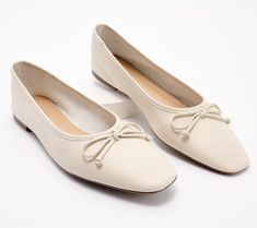 This season, the ballet flat is back and chicer than ever with a modern square-shaped toe. This versatile flat will ground any look, from casual denim to day dresses, with a touch of easy elegance. From Schutz. Elegant Square Toe Flats For Everyday, Elegant Everyday Flats With Square Toe, Casual Ballet Flats With Flat Heel For Work, Chic Ballet Flats For Everyday, Chic Fitted Ballet Flats For Everyday, Chic Fitted Ballet Flats For Work, Casual Almond Toe Ballet Flats For Work, Casual Ballet Flats For Workwear, Chic Comfort Fit Flats For Everyday