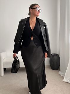 Satin Fall Outfit, Black Skirt Date Night Outfit, Plus Size Sophisticated Outfits, All Black Fall Outfits Black Women, Silk Skirt Outfit Casual Plus Size, Soft Dramatic Kibbe Plus Size, Mid Size All Black Outfit, Outfit 2024 Fall, Black Boots Outfit Plus Size