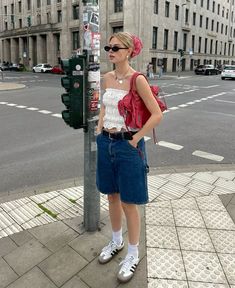 Layered Summer Outfits, Linda Sza, Japan Outfit, Downtown Outfits, This Heat, Earthy Outfits, Street Style Summer, August 12