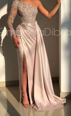 Golden Embroidery, Classy Prom Dresses, Dresses Tight