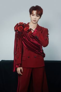 Prom Suit Red, Valentines Day Outfits For Men, Acquaintance Party, Ethereal Outfit, Pretty Suits, Red Tux, Drag Costume, Graduation Suit, Men Suit Fashion