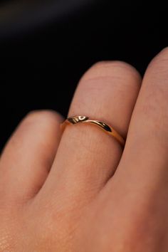 The Möbius Band features a continuous wave design that embodies unity and infinity. The ring is handcrafted out of a D-shaped (half round) metal, featuring a single ribbon-like wave. This listing is for ONE single ring in 14K Gold Fill The thickness of the metal used with this ring measures approximately 2mm which gives this piece a durable and sturdy design while maintaining that effortless look. While this ring is gorgeous on its own, we think it makes a lovely stack when combined with the Ex Minimalist Twisted Jewelry For Anniversary, Modern Twist Spiral Jewelry In 14k Gold, Spiral Ring With A Modern Twist For Formal Occasions, Minimalist Spiral Wedding Rings, Twisted 14k Gold Rings With Modern Twist, Curved 14k Gold Jewelry For Anniversary, 14k Gold Curved Jewelry For Anniversary, Gold Curved Rings For Gifts, Gold Curved Rings For Gift