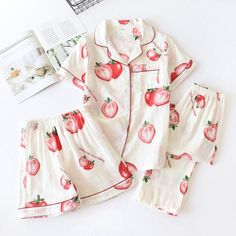 Comfortable Relaxed Fit Pajama Party Sets, Casual Spring Bedtime Sets, Casual Bedtime Sets For Spring, Comfortable Cotton Pajama Party Sets, Cute Printed Cotton Sleepwear, Printed White Sleepwear For Home, White Printed Sleepwear, Cute Spring Sets For Home, Spring Sleepover Cotton Sets