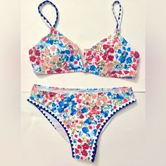 Floral V-Neck Bikini Size Medium Nwot. Both Top & Bottom Have Never Been Worn & Sold As Set, Size Medium. Bright, Vibrant, Super Cute Style & Fit. Top Is Adjustable, Both Back Clasp Closure & Also, Adjustable Straps To Be Tightened For The Perfect Fit!! True To Size. Bottoms Have Medium Coverage. #Brightbikini #Colorfulswimwear #Vibrantbeachwear #Sizemediumbikini #Neverwornswimsuit #Nwot #Newwithouttags #Mediumcoveragebikini #Beachready #Summerstyle #Swimwearsale#Fashionfinds #Brightbikini #Colo White V-neck Tankini For Vacation, Fitted Amazon Swimwear For Swimming, Amazon Beachwear Swimwear For The Beach, Fitted Swimwear For Pool By Amazon, Fitted Amazon Beachwear Swimwear, White V-neck Tankini For Summer, Amazon Fitted Beachwear Swimwear, Amazon Fitted Swimwear For Pool, Amazon Summer Swimwear For Vacation