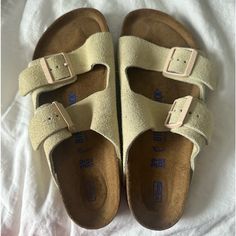 Original Birkenstock Suede-Lined Natural Cork Footbed That Molds And Shapes To Your Foot, Featuring Pronounced Arch Support, Deep Heel Cup, And Roomy Toe Box. Never Worn, Does Not Come With Box :/ Size Womens 8 Men 6 Beige Suede Footbed Sandals With Round Toe, Beige Footbed Sandals With Buckle Closure And Round Toe, Casual Beige Footbed Sandals With Buckle Closure, Beige Leather Footbed Sandals With Flat Heel, Beige Flat Heel Leather Footbed Sandals, Beige Casual Flat Footbed Sandals, Casual Beige Flat Heel Footbed Sandals, Beige Closed Toe Sandals With Cork-bed Midsoles, Beige Footbed Sandals With Cork-bed Midsoles And Round Toe