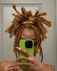 A regal high bun featuring golden locs with coily tips, this style is all about embracing volume and individuality. Great for formal events or just to elevate your daily look. #CrownLocStyle #HighLocBun #LocsAndCurls #BlondeLocs #BoldNaturalStyles Feminine Locs, Dreadlock Style, Dye Ideas, High Bun, Hair Crush