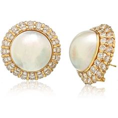 Capture the essence of elegance and sophistication with these exquisite 14K Yellow Gold Mabe Pearl and Diamonds Earrings. Indulge in the luxurious allure of these stunning earrings that will leave you feeling radiant and enchanting.Handcrafted with meticulous attention to detail, these earrings showcase the timeless beauty of mabe pearls. The lustrous round mabe pearl takes center stage, exuding an aura of grace and femininity. Its creamy hue adds a touch of ethereal charm, making it a captivati Luxury Yellow Gold Elegant Pearl Earrings, Luxury Pearl Earrings With Diamond Accents, Luxury Brilliant Cut Pearl Earrings For Evening, Luxury Round Diamond Bridal Earrings, High Luster Diamond Earrings For Formal Occasions, Luxury High Luster Earrings For Formal Occasions, Luxury Yellow Gold Pearl Earrings With Diamond Accents, Luxury Round Bridal Earrings With Diamond Accents, Luxury Bridal Earrings With Diamond Accents