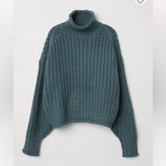 Brand New Chunky Knit Sweater From H&M. Purchased Last Year In The Uk But Never Ended Up Wearing It. It’s A Cropped Oversized Boxy Fit With A High Neck. Super Warm And Cozy! Size S. Cropped Turtleneck, Teal Sweater, Ribbed Turtleneck Sweater, Ribbed Turtleneck, Sweater Brands, Chunky Knits Sweater, Mode Inspiration, Sweater Weather, Chunky Knit