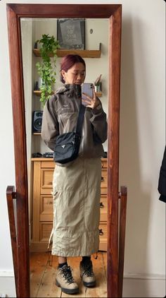 Kaila Dy Tita Outfits, Long Cargo Skirt Outfit Winter, Cargo Skirt Winter Outfit, Gorpcore Skirt Outfit, Baggy Cotton Cargo Skirt Casual Style, Cargo Skirts, Parachute Skirt Outfit, Green Cargo Maxi Skirt, Casual Baggy Cotton Cargo Skirt