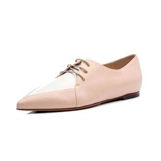 natural blush and white pointy toe Oxford lace up shoes for women Gatsby Vibes, Gatsby Girl, Shoes Display, Spectator Shoes, Shoe Display, Women Oxford Shoes, How To Make Shoes, Menswear Inspired, Leather Flats