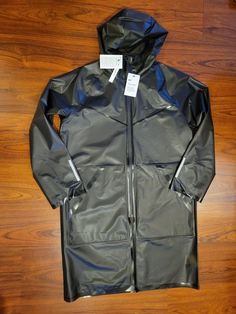 Brand With Tags... Nike Sportswear Tech Pack Windrunner Men’s Hooded Jacket Size M Cj5128-010 $290. Black Waterproof Hooded Jacket For Sports, Windproof Hooded Outerwear For Running, Hooded Track Jacket With Reflective Details For Sports, Reflective Windbreaker For Sports In Fall, Sports Techwear Hooded Jacket With Detachable Hood, Sporty Waterproof Hooded Jacket For Sports, Windproof Sportswear For Athletic Use, Windproof Sportswear For Running, Winter Running Waterproof Outerwear