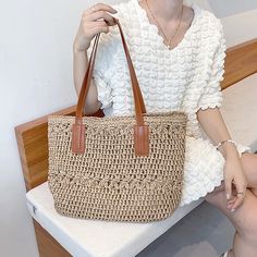 Damskie Torebka z uchwytem na górze Worek słomy Torba na ramię Słomka Na zewnątrz Codzienny Zamek Jednokolorowe Khaki Beżowy 2024 - zł132.23 Crochet Shoulder Bags, Vacation Bag, Straw Beach Bag, Crochet Market Bag, Bag Summer, Straw Bags, Summer Bag, Straw Tote, Cute Tote Bags