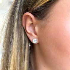 A sparkling cluster of multiple diamonds gives these studs the illusion of a generous round diamond earring. Available in three sizes, these are the classic addition to any look. Small: 0.53 Carat (Look of 2.0 Carats) Medium: 1.21 Carat (Look of 3.0 Carats) Large: 1.84 Carat (Look of 4.5 Carats) Ships within 2 weeks White Round Diamond Cut Cluster Earrings, White Round Cluster Earrings With Diamond Cut, Diamond White Cluster Earrings With Brilliant Cut, Brilliant Cut Diamond White Cluster Earrings, White Brilliant Cut Round Cluster Earrings, White Brilliant Cut Cluster Earrings, White Cluster Earrings With Brilliant Cut, White Diamond Cluster Round Earrings, White Diamond Round Cluster Earrings