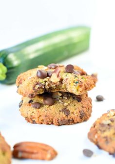 These Keto Zucchini Chocolate Chip Cookies are loaded with crunchy pecan, sugar-free chocolate chips, and spices for an amazing sweet keto breakfast. Bonus, these zucchini cookies are also gluten-free and dairy-free! Sweet Keto Breakfast, Sugar Free Gluten Free Dessert, Zucchini Chocolate Chip Cookies, Zucchini Cookies, Zucchini Chocolate, Cookies With Chocolate Chips, Keto Zucchini, Cookies With Chocolate, Healthy Cookie