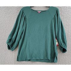 Vince Camuto Textured Puff Sleeve Top Women'S L Emerald Round Neck 3/4 Sleeve Vince Camuto Textured Puff Sleeve Top Women's L Emerald Round Neck 3/4 Sleeve Retail $69.00 Elevate Your Casual Wardrobe With This Stunning Vince Camuto Top. The Textured Design And Plush Puff Sleeves Add A Touch Of Elegance To This Comfortable Blouse. The Round Neck And Pullover Closure Make It Easy To Wear, While The Breathable Fabric Ensures You Stay Cool All Day Long. Perfect For Summer, Fall, Or Spring, This Green 3/4 Sleeve Blouse For Fall, Solid Color Fall Blouse With 3/4 Sleeves, Comfortable Blouses, Textured Design, Puff Sleeve Top, Top Women, Stay Cool, Casual Wardrobe, Summer Fall