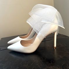 Charles David Tulle White Bridal Pump Excellent Condition, Never Worn Size 8 1/2 Spring Wedding Heels With Tulle Material, Elegant Tulle Heels For Wedding, Elegant Tulle Wedding Heels, Bridal Pumps, Charles David, White Bridal, Shoes Women Heels, Shoes Heels, Color White