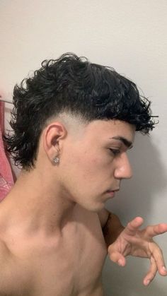 Curly Mullet Taper Fade, Mullet With Taper Fade, Men Hair Mullet, Fade With Fluffy Hair, Mullet Fluffy Hair, Men With Fluffy Hair, Mullet With Curly Hair, Mullet With Fade, Curly Mullet Fade