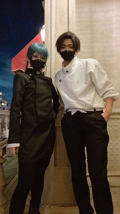 YutaMaki cosplay Anime Duos Cosplay, Anime Halloween Couple Costume, Duo Anime Cosplay, Anime Couple Cosplays, Duo Cosplay Anime, Anime Duo Costumes, Couple Cosplay Anime, Matching Cosplay Ideas, Anime Couples Costumes