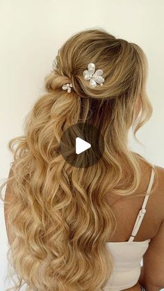 Jay Kay Braids & Bridal on Instagram: "Beachy Halfup hairstyle ft. our NEW Baroque Floral Pins 
.
This set of 5 bridal hair pins are designed for our coastal brides 🌊 🤍✨
.
These gorgeous bridal hair pins are tagged and available for purchase!  Or comment, “PINS” I will message you a link to purchase! due to Instagram’s policies, you must be following me to allow me to send you a link!" Updo Curled Hairstyles, Jay Kay, Curled Updo, Up Hairdos, Wedding Makeup Tutorial, Curling Wand, Gorgeous Eyes, Bridal Hair Pins, Wand Curls