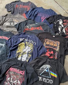 Band Tee Outfits, Cool Fits, Tee Outfit, Band Shirts, Dream Clothes, Band Tees, Look Cool, Shopping Mall, Fashion Tees