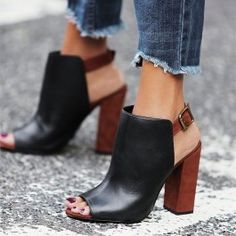 How about this shoe? Share to get a coupon for all on FSJ Black and Maroon Peep Toe Boots Chunky Heels Slingback Summer Boots Mode Shoes, Mode Tips, Summer Boots, Blazer Outfit, Bohol, Frayed Jeans, Short Hairstyle, Brown Heels, Crazy Shoes