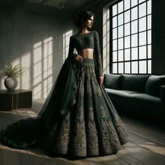 Discover the Beauty of a Dark Green Bridal Lehenga for Your Wedding (6) Dark Green Bridal Lehenga, Green Lehenga Bridal, Lehenga For Bridesmaid, Sangeet Outfit Bridal, Green Bridal Lehenga, Dark Green Lehenga, Mehndi Event, Desi Clothing, Dark Green Wedding