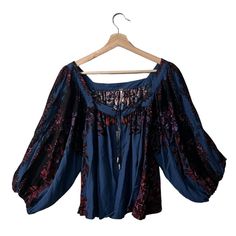 Free People Wild Memories Blouse Size Small Style #Ob997310 Color Is Called "Teal Jewel Combo" Fabric Contents: 100% Viscose Measurements Below Bust: 20" Across Shoulder Width: N/A Sleeve: N/A Length: 21" Hem Width: 28" Across New With Tag Measurements All Measurements Are Approximate. To Ensure A Good Fit, It Is Recommended To Compare These Measurements With A Similar Garment That You Own. Fall Bohemian Peasant Top With Lantern Sleeves, Bohemian Lantern Sleeve Blouse For Fall, Bohemian Blouse With Lantern Sleeves For Fall, Fall Peasant Top With Boho Print, Fall Peasant Tops With Boho Print, Fall Boho Print Peasant Top, Fall Bohemian Peasant Top With Blouson Sleeves, Bohemian Blue Top With Blouson Sleeves, Blue Peasant Top With Floral Print