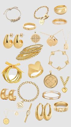 Jewellery Gold Aesthetic, Vanilla Girl Jewelry Gold, Gold Jewlerie Aesthetic, Jewelry Gold Aesthetic, Where To Get Jewelry, Classy Jewelry Aesthetic, Schmuck Aesthetic, Capsule Wardrobe Jewelry, Gold Pandora