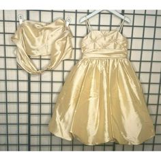 Nwt New Gold Taffeta Beaded 2pc Party Dress 6/7y Wedding Pageant Sarah Louise New With Tags By Sarah Louise - England Size 6y -Fits 6/7y Please Check Measurements Below Gorgeous Gown - Fully Lined - Bubble Hem And Matching Shoulder Wrap Chest - 26 Inches Waist - 23 Inches 32.5 Inches From Shoulder To Dress Hem Sides 21.5 Inches From Waist To Dress Hem Matching Shoulder Wrap: 16 X 41 Inches Price In Store Is $245 Sarah Louise Is A European Designed Collection Of Children's Wear Including Christen Sarah Louise, Shoulder Wrap, Bubble Hem, Gorgeous Gowns, Hem Dress, Kids' Dresses, Kids Wear, Party Dress, Formal Dresses