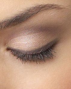 Homemade Makeup, Makeup Tricks, Eye Tutorial, Brown Eyeshadow, Natural Eyes, Makeup Items, Eye Make, Love Makeup