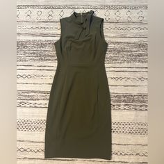 A Midi Style Business Calvin Klein Dress. Nwot Calvin Klein Dresses Calvin Klein, Hunter Green Calvin Klein Dress, Calvin Klein Spring Midi Dress For Office, Summer Office Dresses By Calvin Klein, Calvin Klein Green Midi Dress For Summer, Calvin Klein Summer Office Dresses, Calvin Klein Green Knee-length Dress, Calvin Klein Elegant Sleeveless Formal Dress, Calvin Klein Green Knee-length Midi Dress