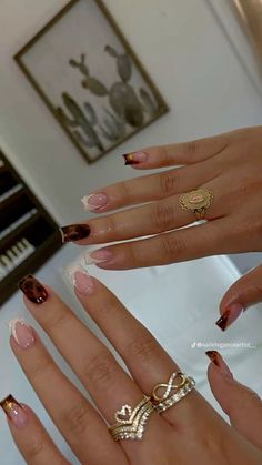 Carey Nails, Short Frenchies, Animal Print Nail Designs, Minimalistic Nails, Uñas Animal Print, French Tip Acrylic Nails, Casual Nails, French Acrylic Nails