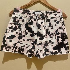 Cowprinted Cutoff Shorts New With Tags Size 27 Offers Welcome Bundle And Save Offers Welcome Dm For More Details! All Listings Are In A Pet Free, Dust Free, & Smoke Free Environment! Each Item Is Carefully Stored In A Protective Wrap And Placed In A Lid Covered Bin Until Purchase! Pink Graphic Print Shorts For Summer, Casual All Over Print Spring Bottoms, Trendy Printed Bottoms For Day Out, Casual Floral Print Mini Shorts, Casual Mini Length Floral Print Shorts, Summer Cotton Bottoms With All Over Print, Relaxed Fit Bottoms With All Over Print For Spring, High Waist Printed Bottoms For Day Out, Printed High Waist Bottoms For Day Out