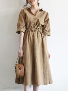 Minimal Stil, Linen Fashion, Muslimah Fashion Outfits, Vestidos Vintage, Fashion Attire, Khaki Dress, Looks Chic, Brown Dress, Teenage Fashion Outfits