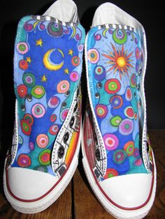 Converse Painting Ideas, Converse Painting, Shoe Art Ideas, Swaggy Shoes, Art Converse, Custom Tennis Shoes