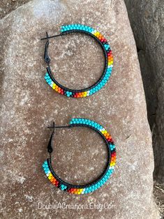 Beaded Hoop Patterns, Beaded Hoop Earrings Native American Tutorial, Beaded Earrings Hoop, Western Beaded Earrings, Beaded Hoop Earrings Native American, Native American Beadwork Earrings, Hoop Beaded Earrings, Native Beaded Earrings, Seed Bead Hoop Earrings