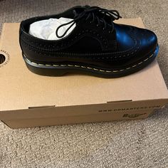 New In Box Size 8 Black Oxford Leather Shoes With Stitched Sole, Black Leather Oxford Shoes With Stitched Sole, Black Leather Oxfords With Perforated Toe Box, Black Wingtip Loafers With Leather Footbed, Black Leather Dress Shoes With Perforated Toe Box, Black Leather Wingtip Shoes With Brogue Detailing, Black Wingtip Oxfords With Perforated Toe Box, Black Wingtip Dress Shoes With Perforated Toe Box, Black Leather Wingtip Shoes With Stitched Sole