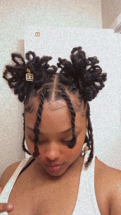 Petal Updo Locs, Loc Styles For The Gym, Short Loc Styles For Birthday, Locs Hairstyles For Women Medium Length, Birthday Loc Styles Short, Short Retwist Styles, Short Dreadlocks Styles Black Women, Basic Loc Styles, Short Locs Retwist Styles