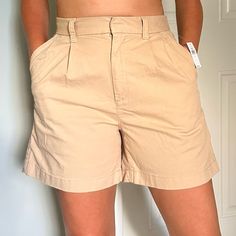 Gap Khaki Shorts, 5.5 Inch Inseam, New With Tags. My Measurements: Hips 39, Waist 28.5, Bust 32, Height 5’5 Gap Shorts, Khaki Shorts, Khaki Chinos, Long Shorts, Chino Shorts, Summer Shorts, Gap, Size 2, Outfit Accessories