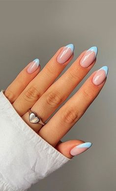 31 Cute Sky Blue French Tip Nails Blue Classic Frenchies Simple Sky Blue French Tip Nails, Sky Blue French Tip, Nail Ideas Simple, Blue French Tip Nails, Beach Themed Nails, Blue French Tip, Acrylic Nails Almond Shape, Oval Nails Designs, Blue French Tips