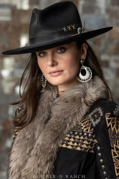 HATS Womens Western Hats, Cowboy Chic, Double D Ranch, Boho Cowgirl, Western Style Outfits, Estilo Country, Western Outfits Women, Cowgirl Chic, Western Girl