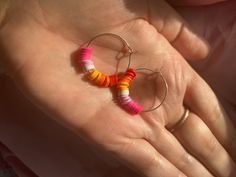 Celebrate Pride all year round with these lesbian pride colored earrings.  They are made from flat clay disks and silver hoops. Queer Jewelry, Lgbtq Jewelry, Lesbian Earrings, Pride Earrings, Pride Lesbian, Purple Pride, Hoop Earrings Handmade, Colored Earrings, Pride Colors